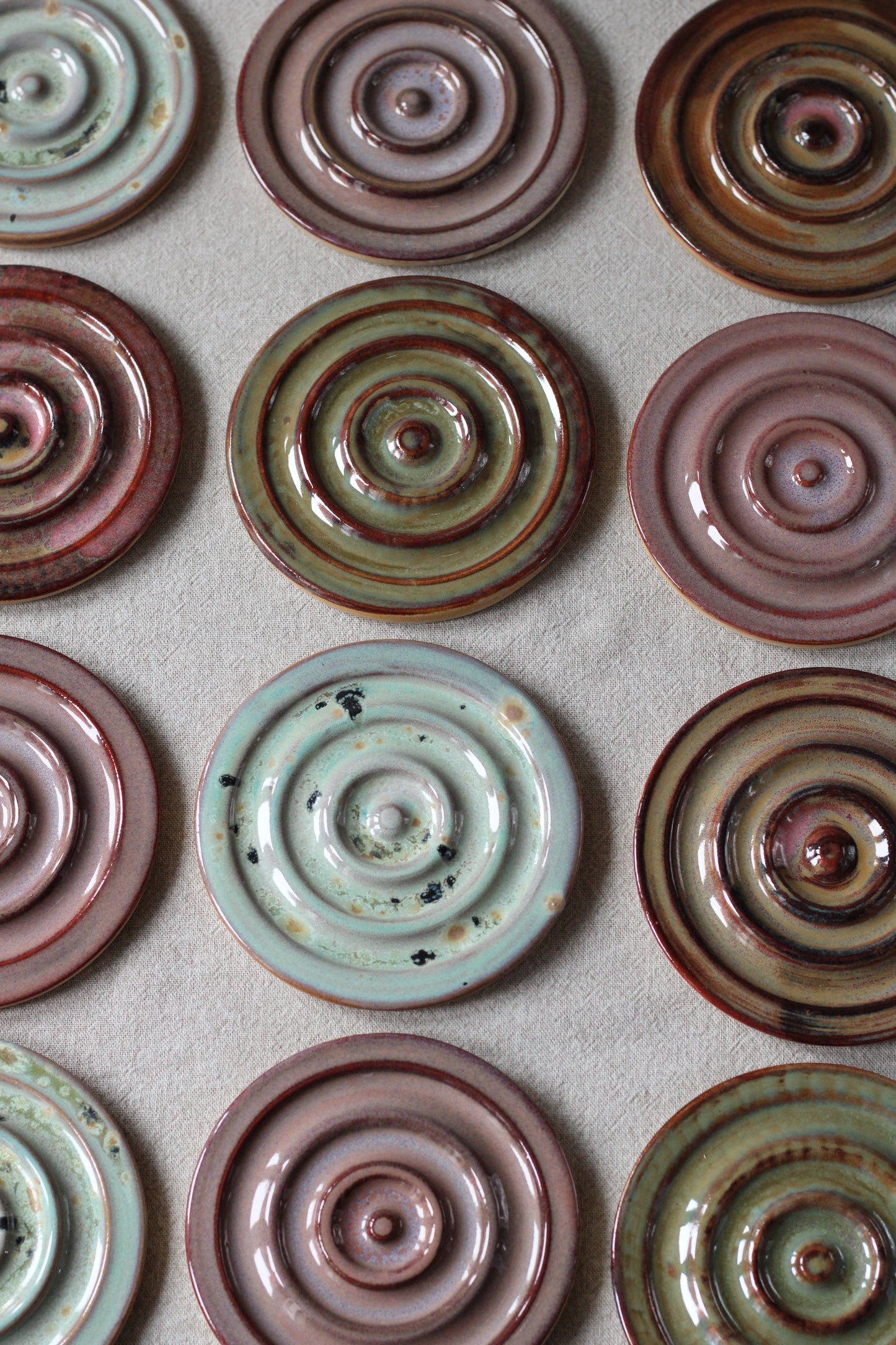 Soap dishes, brown pink